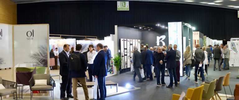 Alvic Sonae-Arauco Krion Servicanto InteriHOTEL CENFIM ACCIÓ IWAC Display tarjeta NFC Zennio PF1 interiorismo CCIB