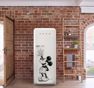 cajón Life Plus a 0°C, clase energética A+++, ecosostenible, FAB28, frigoríficos FAB28RDMM4, Mickey Mouse, sistema de enfriamiento Multiflow, Smeg, Smeg FAB28, Smeg FAB28RDMM4, Smeg Mickey Mouse, tiras de iluminación LED