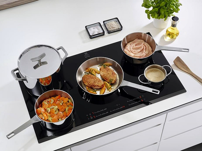 AMC señala la tendencia del Batch Cooking - AMC - Asociación de Mobiliario  de Cocina