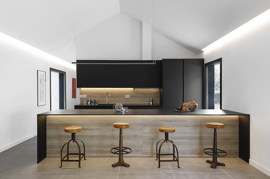 Doimo Cucine Estudio 44 equipa la cocina de una vivienda de lujo en Madrid