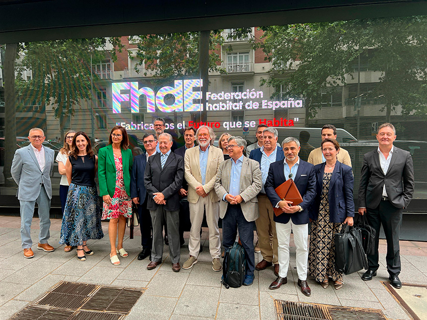 Juan Luis Salvador asume la presidencia de FHdE