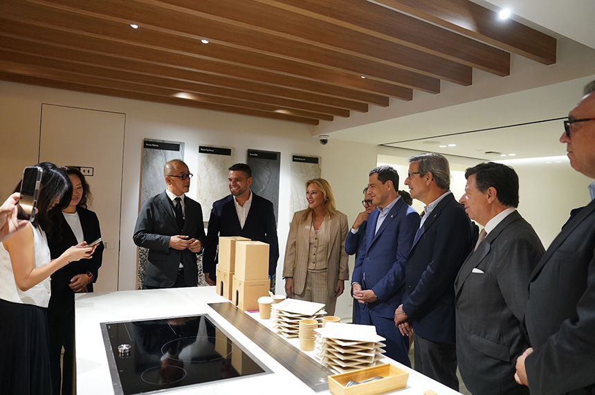 Primera parada del viaje oficial promovido por la Junta de Andalucía a Japón.