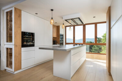Cocina del proyecto de Kúbica Home y LivingPino.