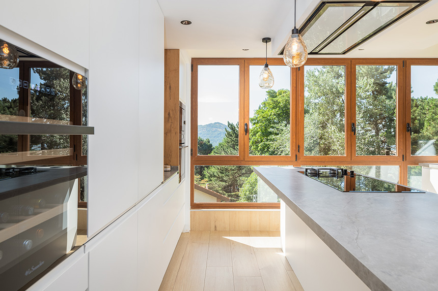 Cocina del proyecto de Kúbica Home y LivingPino.
