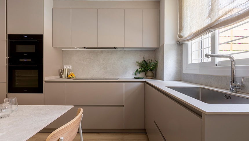 Luz y fluidez en esta reforma integral de Trestrazos