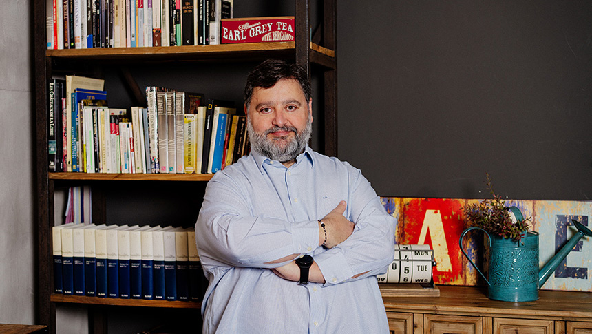 Interiorismo sin filtro en el “Manual para fingir que sabes de diseño”