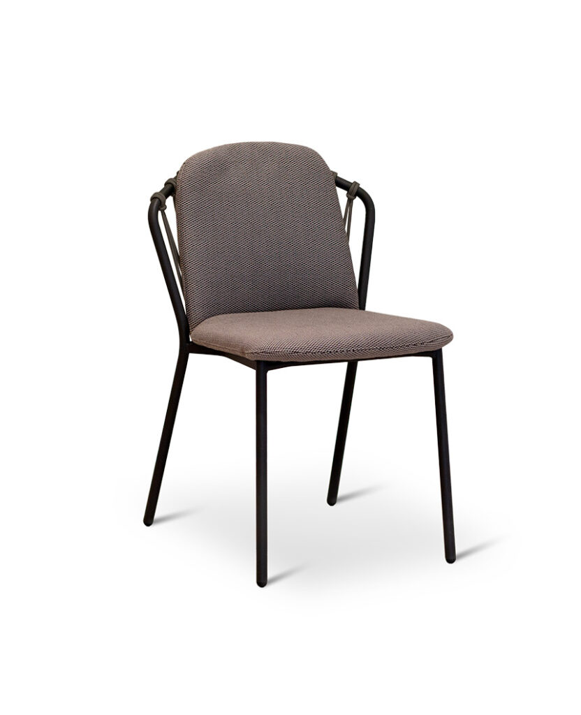 Silla sin brazos de la colección Baga de Musola.