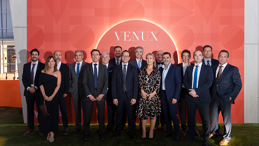 Inauguración del primer showroom de Venux en Nules