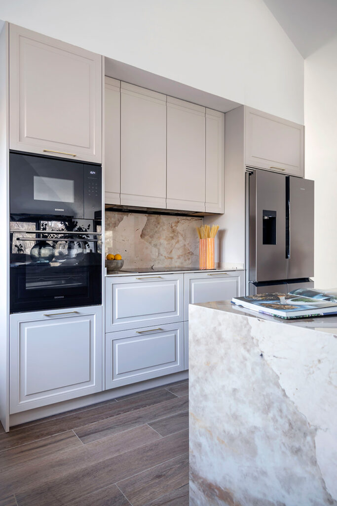 cocina-lacada-alta-gama-diseno-interior