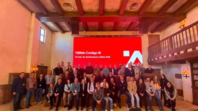Evento Häfele Contigo III con distribuidores en Puy du Fou Toledo