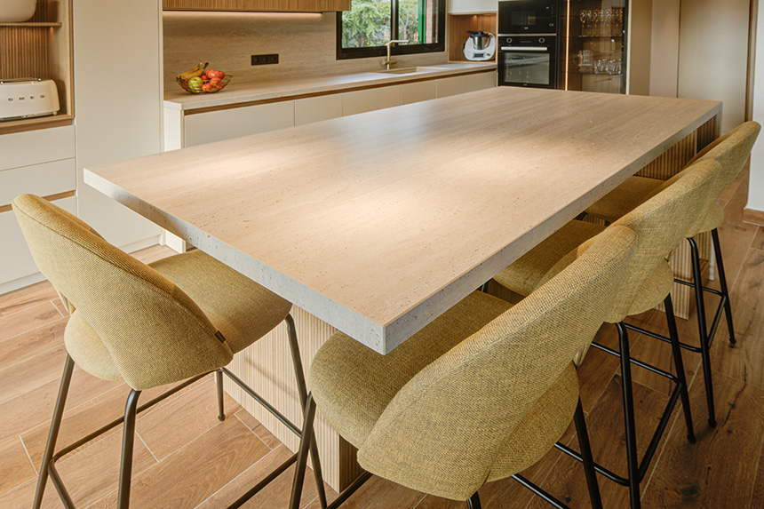 isla central de cocina con inducción invisible Cooking Surface