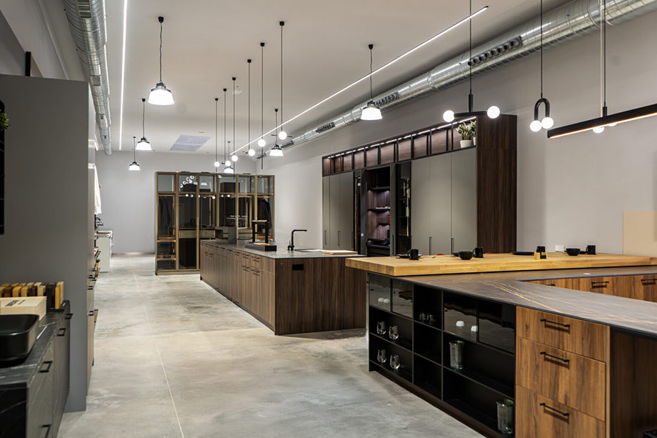 De visita en el nuevo showroom de Cucine Home Group