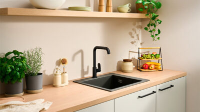 Grifo de cocina Vernis Blend M35 de hansgrohe en acabado negro mate
