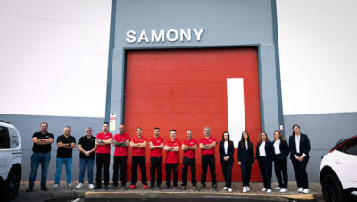 Equipo de Samony celebrando 30 años de trayectoria en Gran Canaria