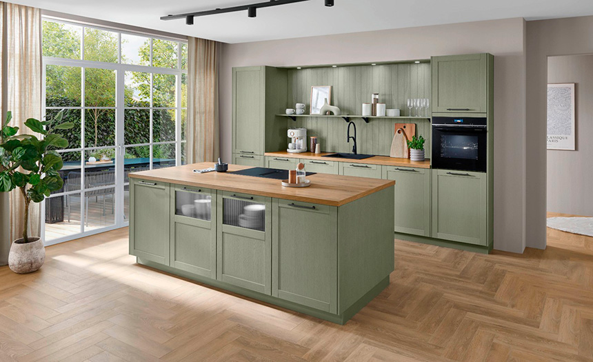 Diseño contemporáneo de cocina FIGA con acabado madera