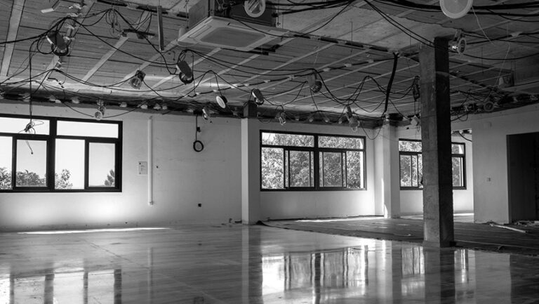 Nuevo showroom de LivingPINO diseñado junto a Artípica