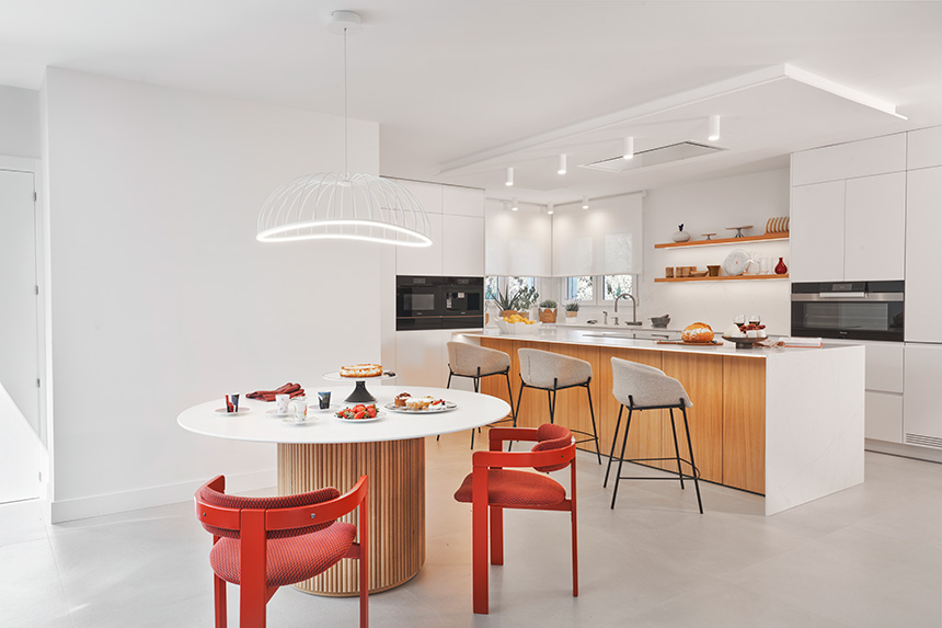 Reforma integral de cocina realizada por expertos.