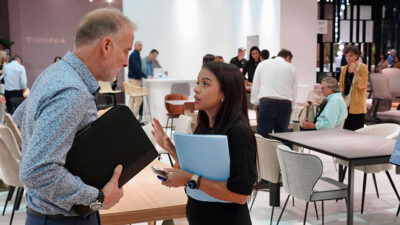 Profesionales del contract, arquitectura e interiorismo durante la última edición de Feria Hábitat València en Feria Valencia