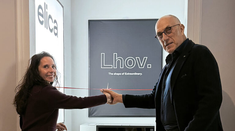 Francesco Casoli y Francesca De Santis durante la inauguración de la nueva oficina de Elica en Barcelona