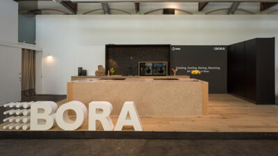 Espacio BORA Bike & Kitchen Hub durante el Tour de Francia en Barcelona