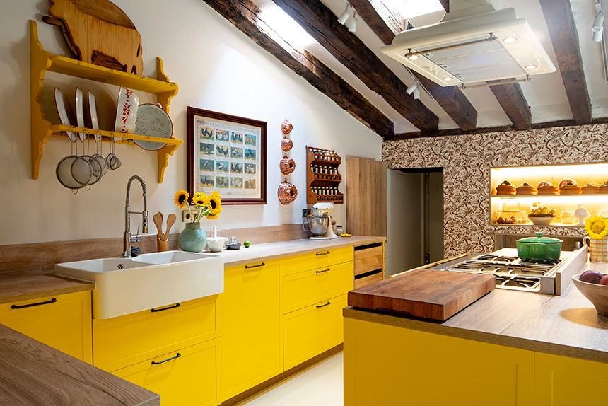 Vista general de la cocina de Samantha Vallejo-Nágera en Pedraza