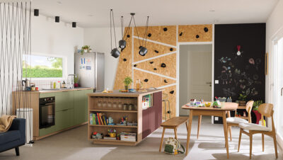 Cocina Block de SoCoo’c con muro de escalada infantil y diseño multifuncional para familias.