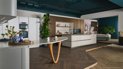 Showroom internacional de Snaidero con cocinas de diseño Made in Italy