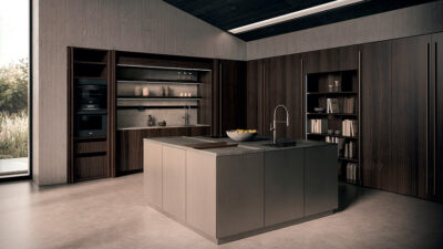 Cocina Ak Project de Arrital con diseño minimalista y puertas a 45°.