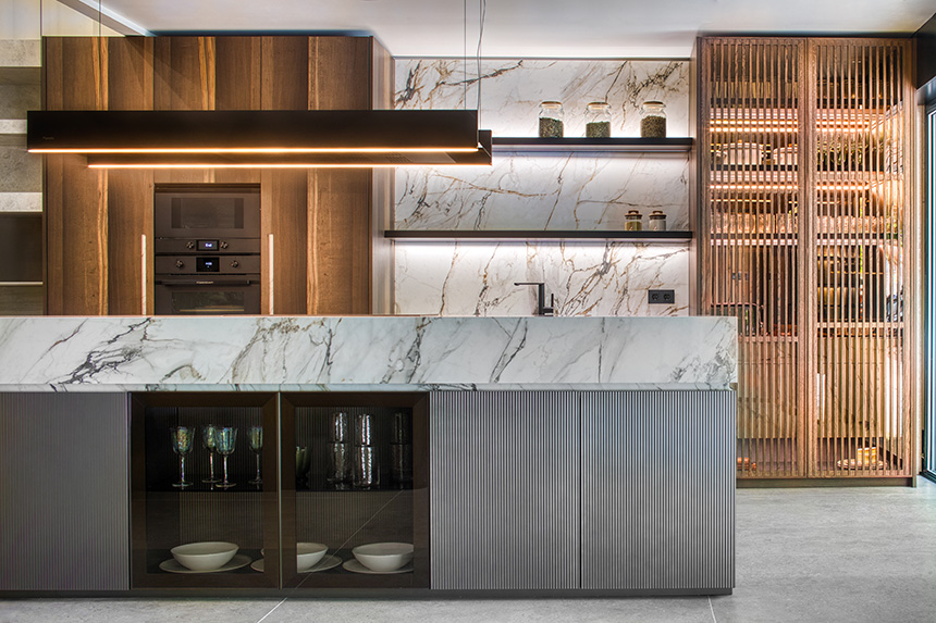 Neolith Living Gallery en Madrid con superficies de piedra sinterizada.