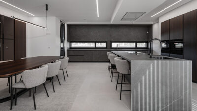Cocina DoimoCucine a medida en villa de Barcelos, Portugal
