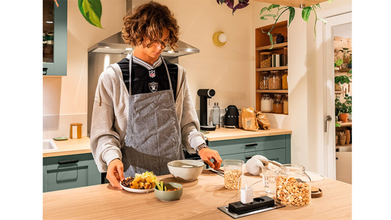 Cocina SoCoo’c para jóvenes de la Generación Z que practican batch cooking y organizan sus comidas semanales.