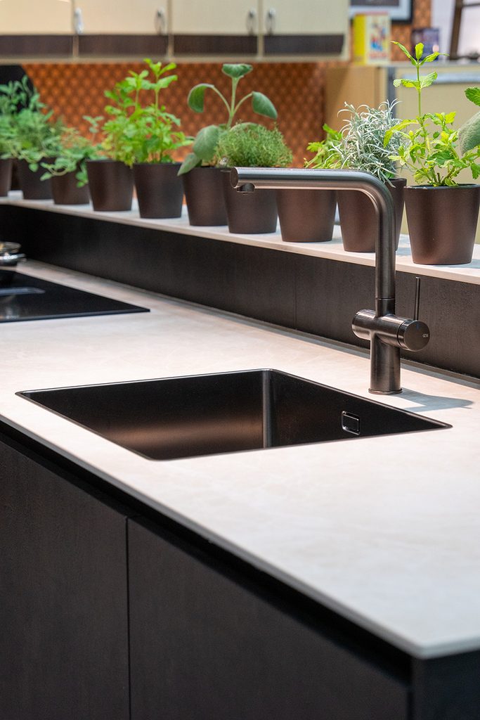 XTONE Ars Beige en el stand de Cocinas Marin's