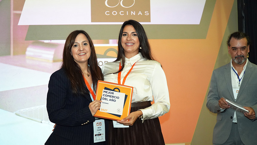 Èggo Cocinas revalida el premio Mejor Comercio del Año 2027