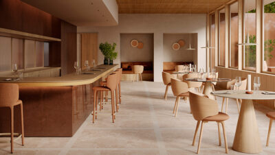 Marazzi The Top en SICAM 2026 con grandes losas de gres porcelánico aplicadas al diseño de interiores.