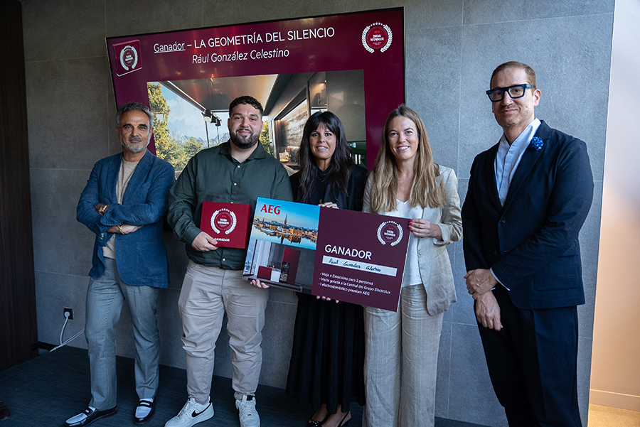 Raúl González, ganador del III Concurso Nacional de Diseño de Cocina de AEG.